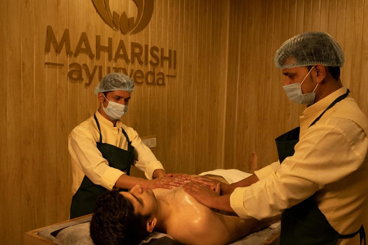 Maharishi Ayurveda-Boutique Wellness Retreat Hotel Risikés Kültér fotó